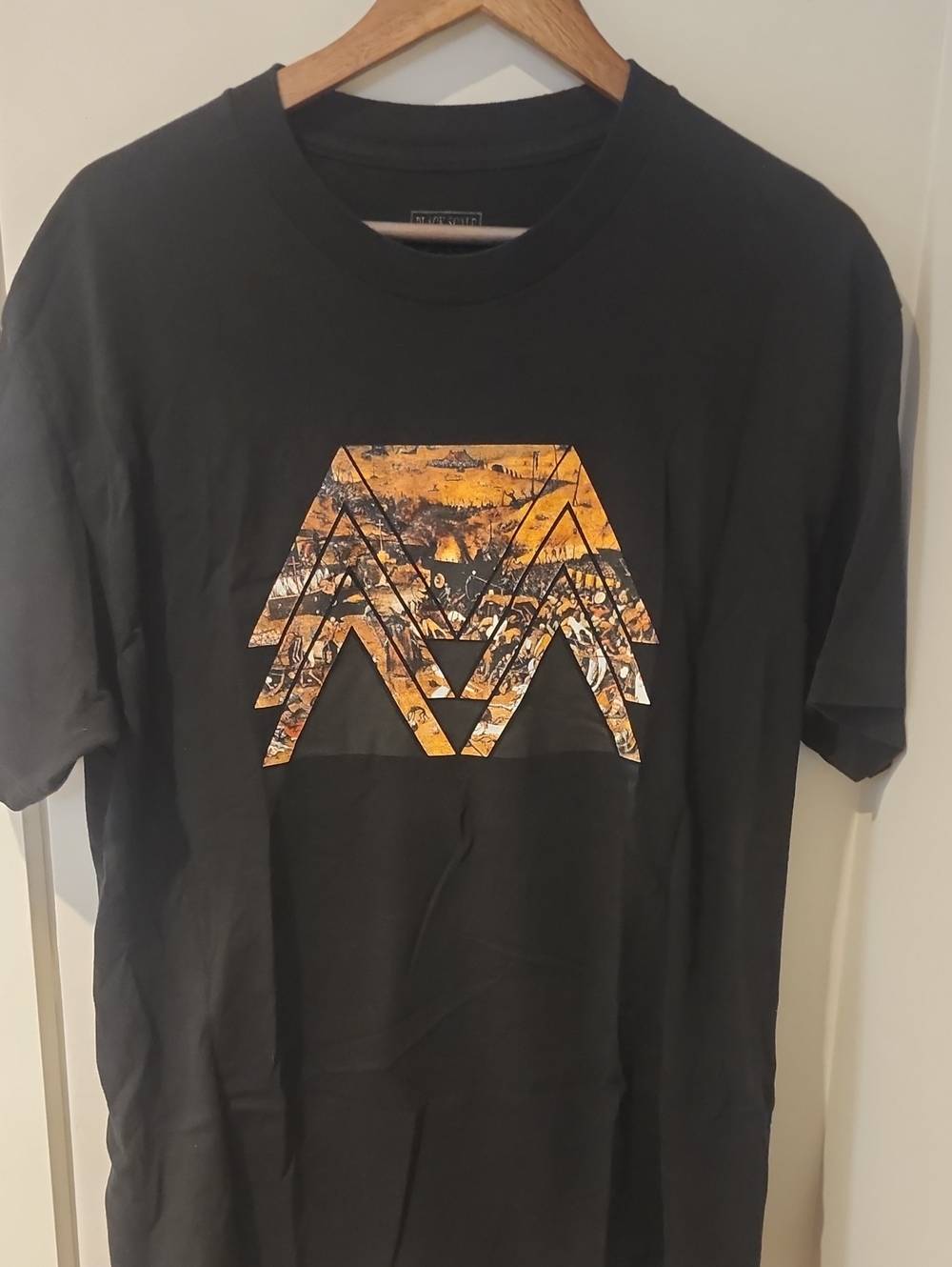 Retro Black Scale - Large Black Logo Tee
